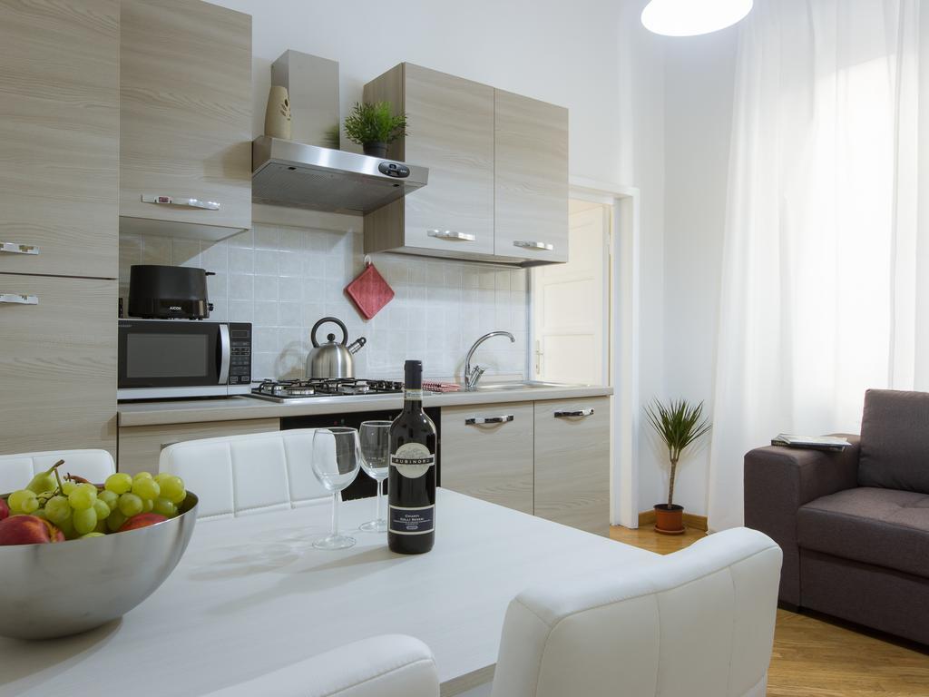 Stylisch Canacci 2 Bedroom Apartment Florence Exterior photo