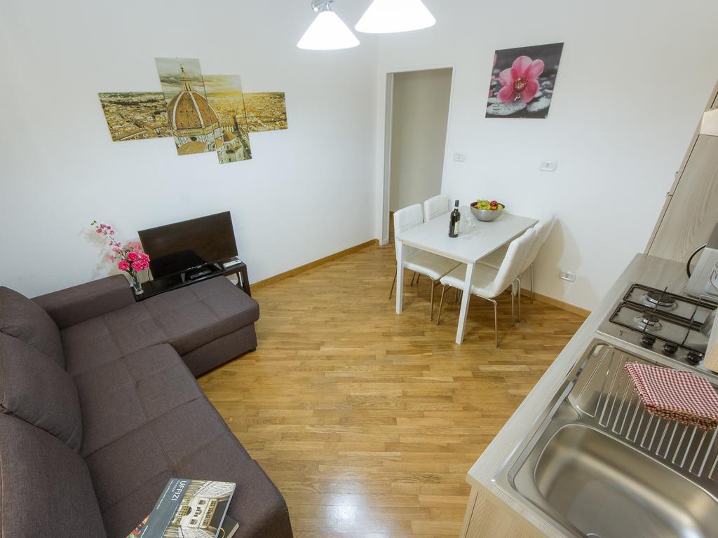 Stylisch Canacci 2 Bedroom Apartment Florence Exterior photo